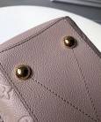 Сумка Louis Vuitton Montaigne Empreinte MM Bag Biege